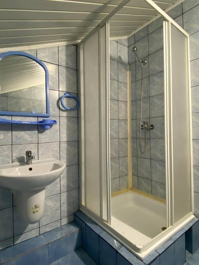 Lemon Otel Drogobych Dış mekan fotoğraf