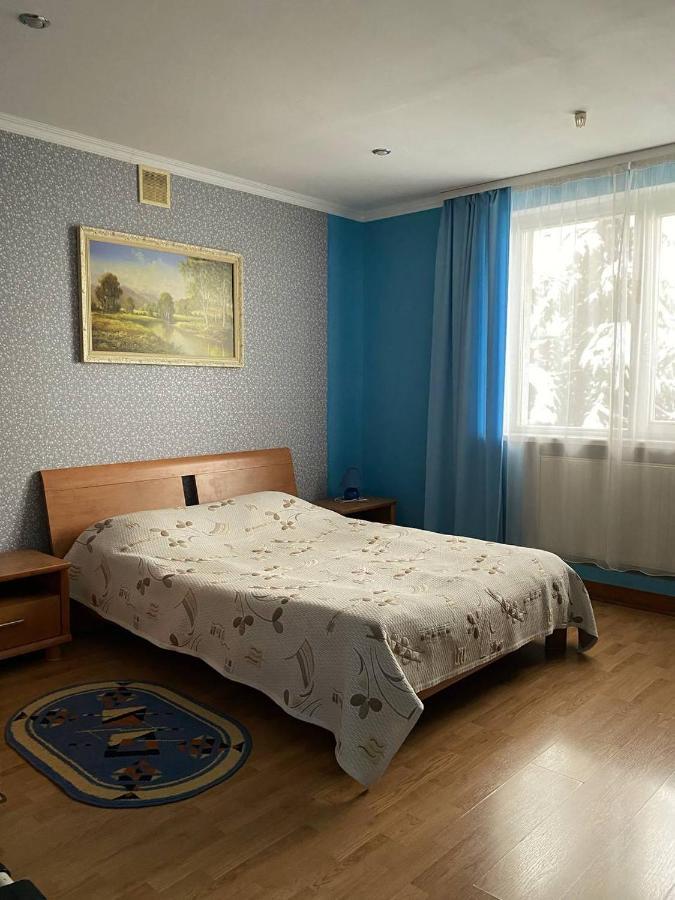 Lemon Otel Drogobych Dış mekan fotoğraf