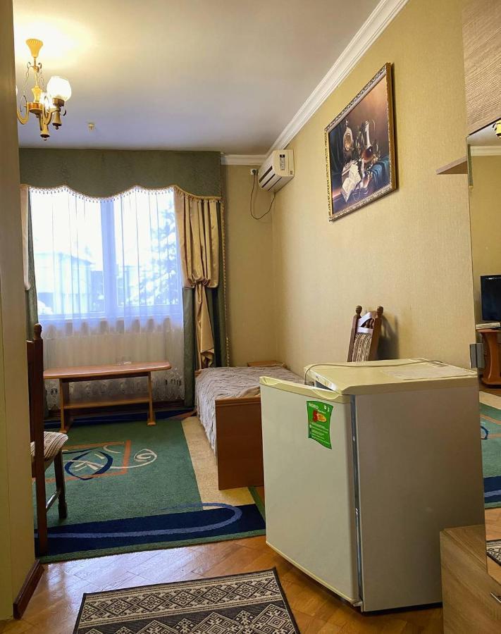 Lemon Otel Drogobych Dış mekan fotoğraf