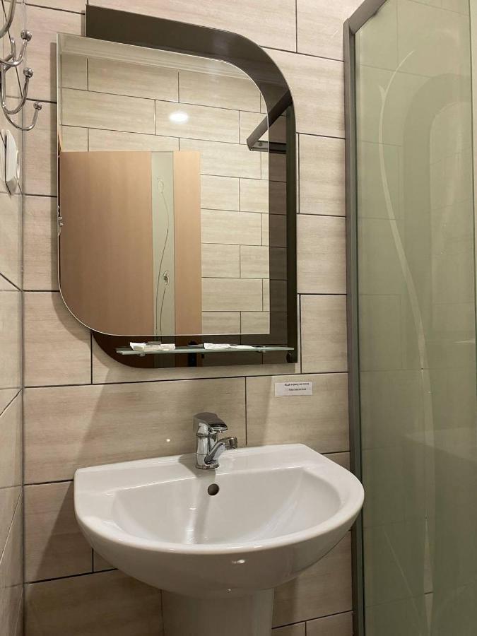 Lemon Otel Drogobych Dış mekan fotoğraf