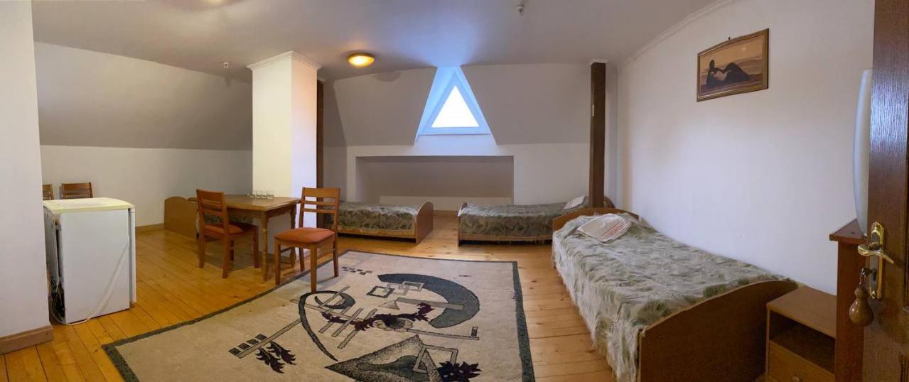 Lemon Otel Drogobych Dış mekan fotoğraf