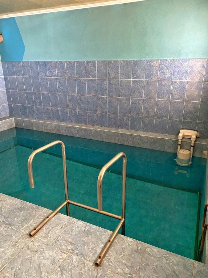 Lemon Otel Drogobych Dış mekan fotoğraf