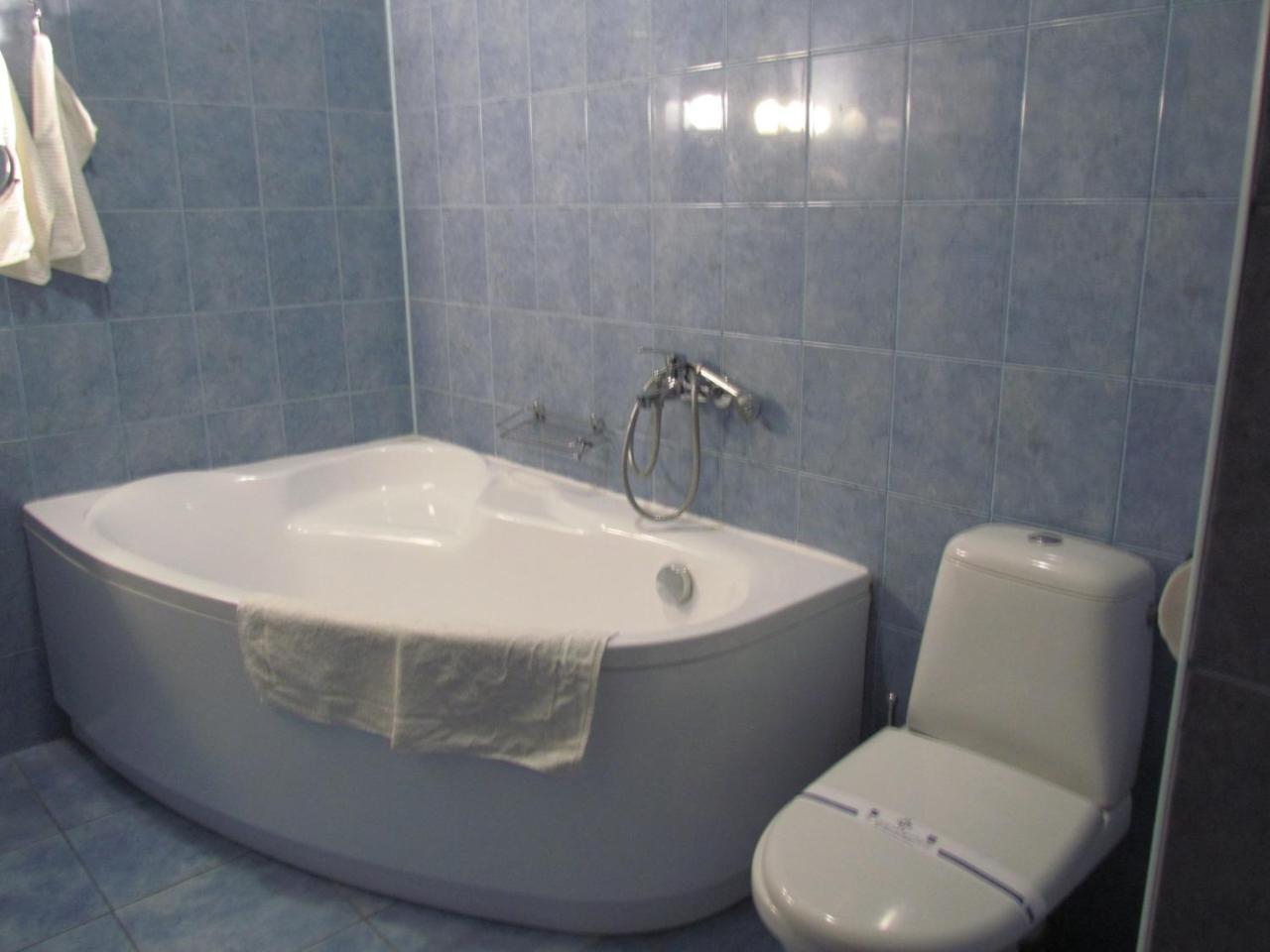 Lemon Otel Drogobych Dış mekan fotoğraf